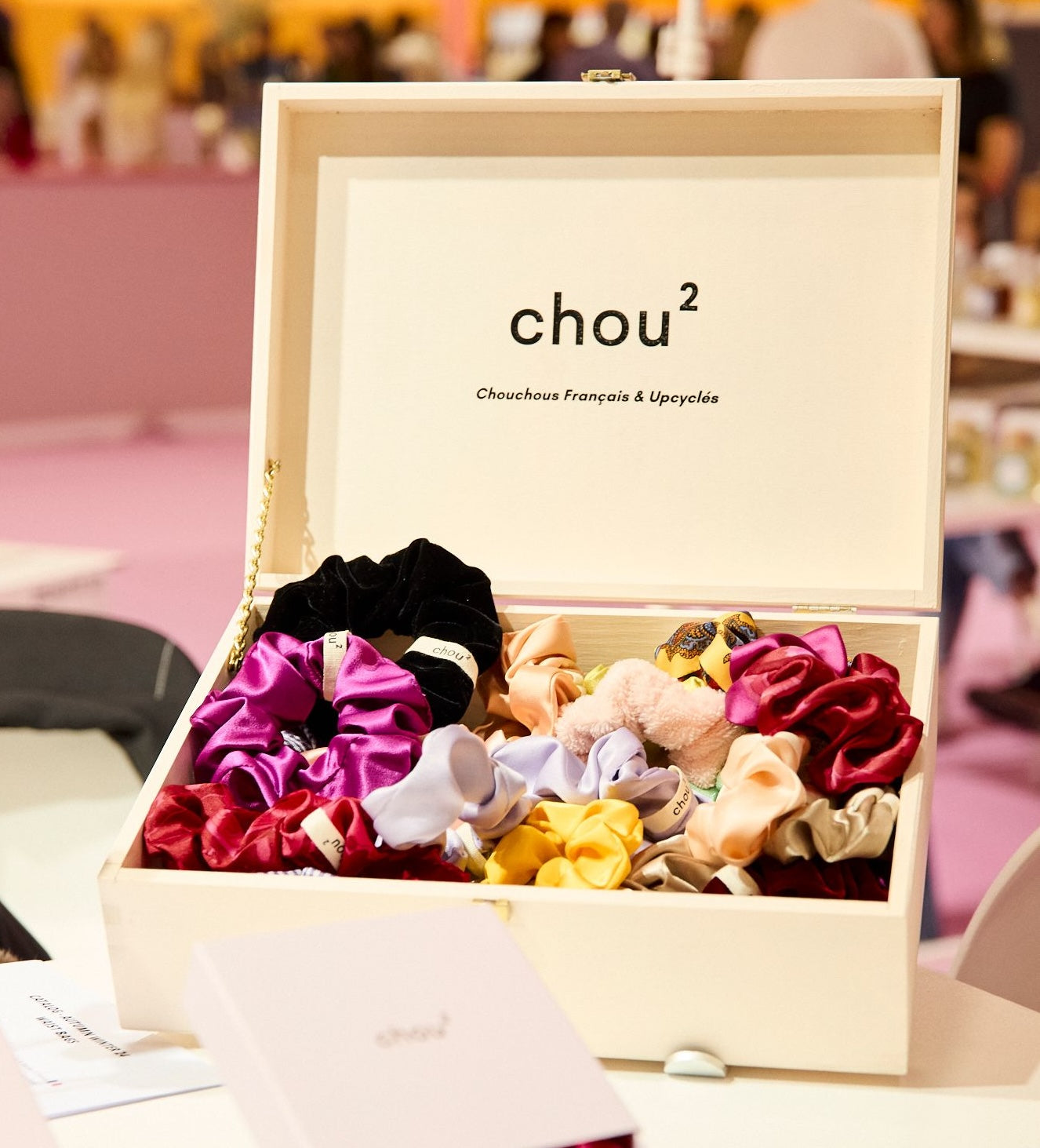 Présentoir - Coffre à chouchous