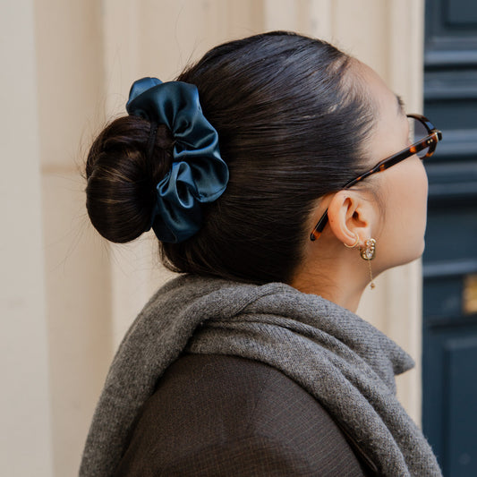 chouchou-satin-bleu-canard-luxe-france