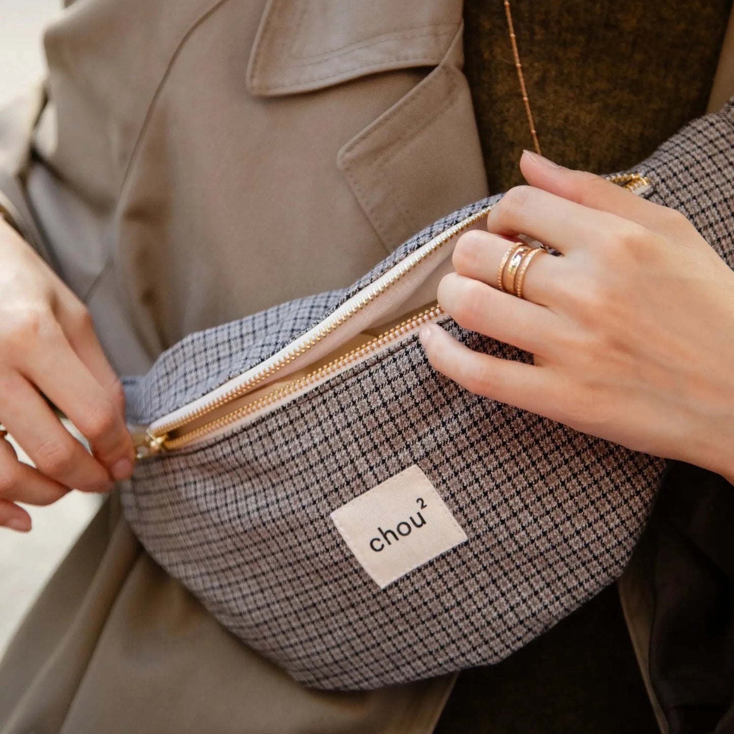 banane-tweed-gris-carreau-sac