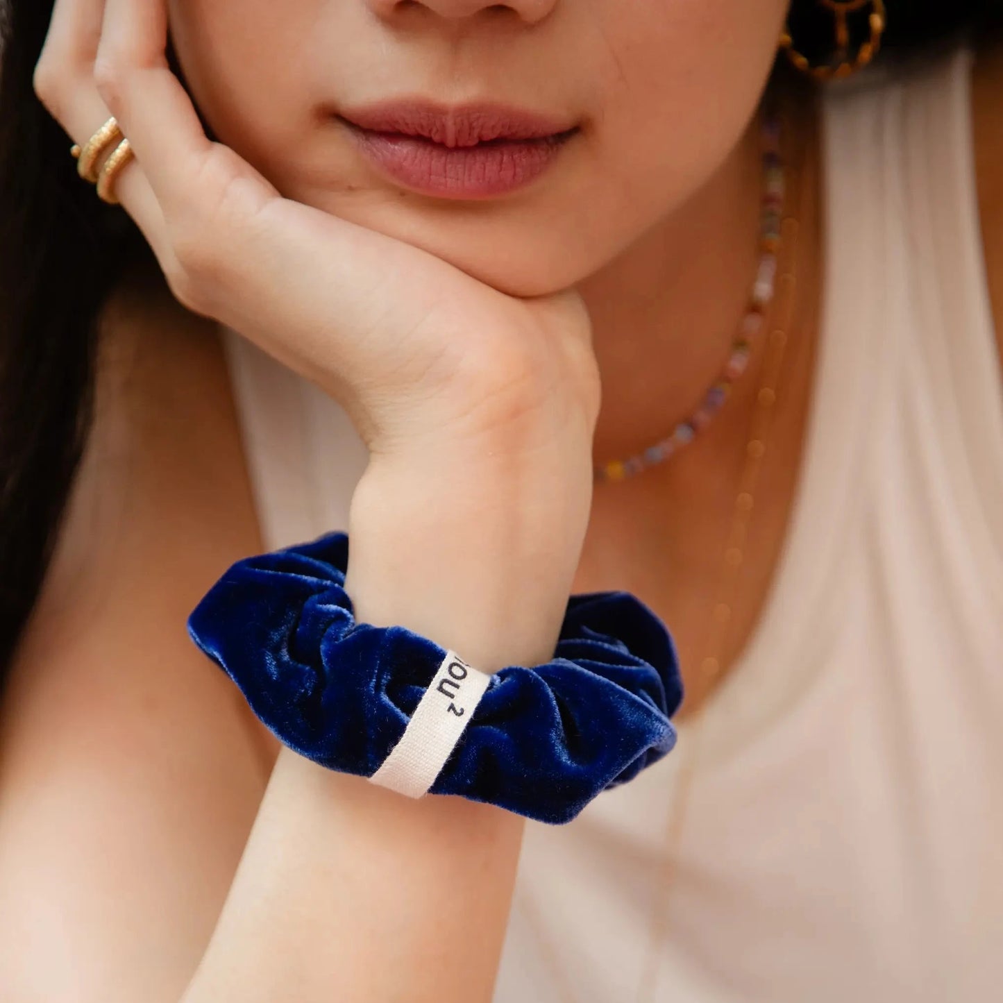 chouchou-velours-bleu-marine-upcycle