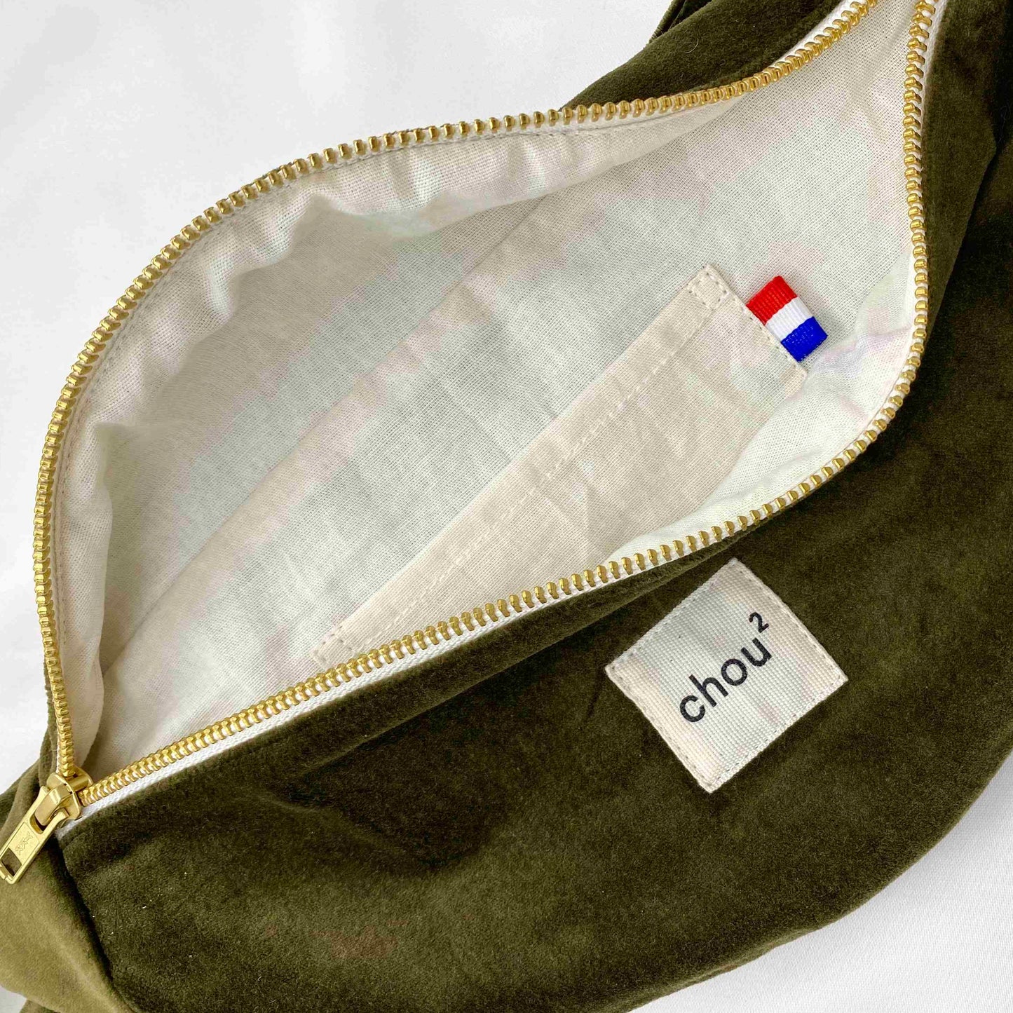 banane-velours-vert-upcycling-france-kaki-olive
