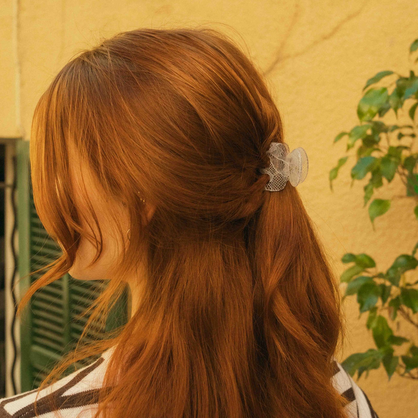 mini pince cheveux transparente dentelle blanche