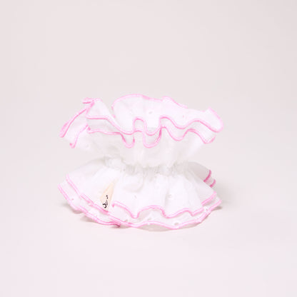 Maxi chouchou en broderie anglaise - bord rose