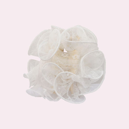 Maxi pince fleur en dentelle blanche
