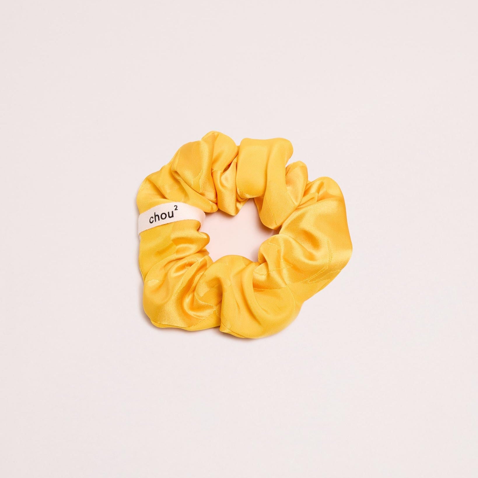 gros-chouchou-satin-jaune-ecoresponsable