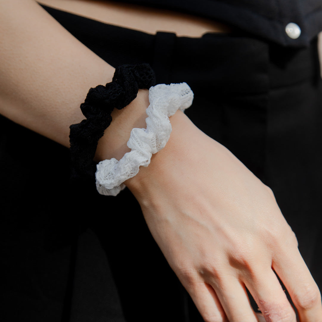 Chouchou dentelle blanc - Upcyclé & Fabriqué en France – Chou au carré