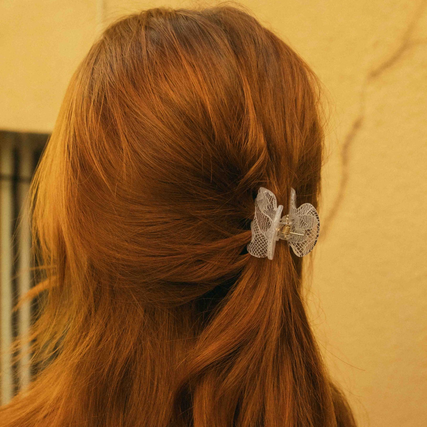 mini pince cheveux transparente dentelle blanche
