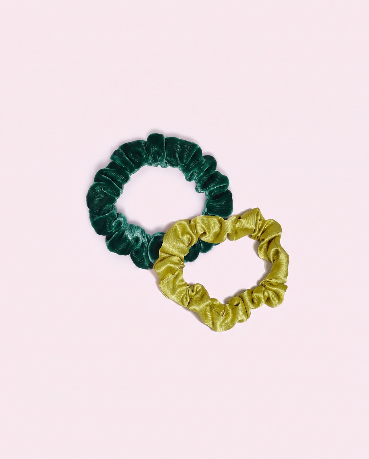 Duo de minis chouchous satin olive et velours vert émeraude