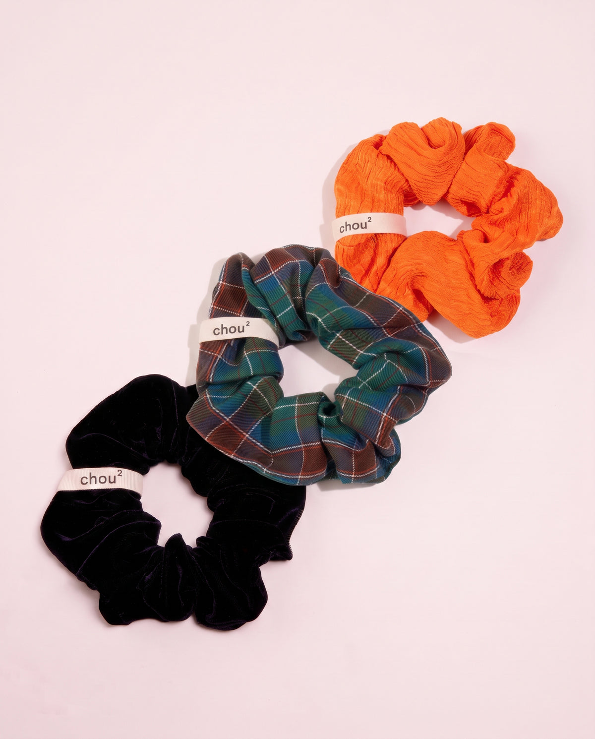 Trio de grands chouchous « Automne » : jacquard cloqué orange, velours noir et tartan vert rouille